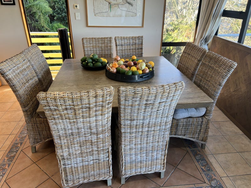 Marble Table + 8 Chairs62982323746179112
