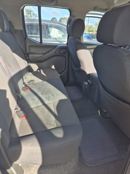 2012 Nissan Navara D/C St62863253027073112