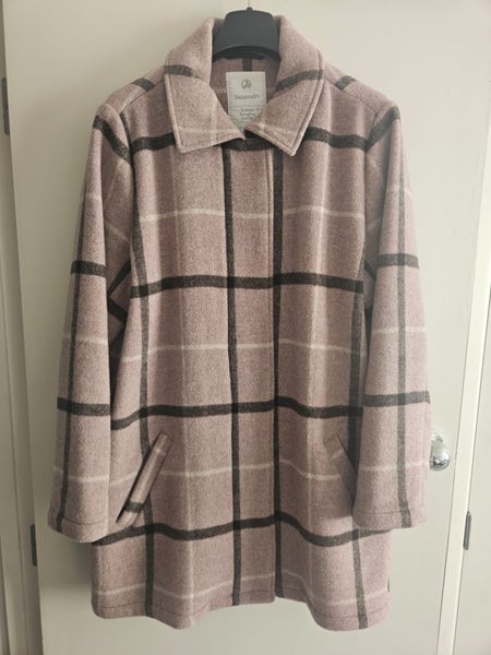 Swandri Woolen Coat - Size 18 Carousel 1