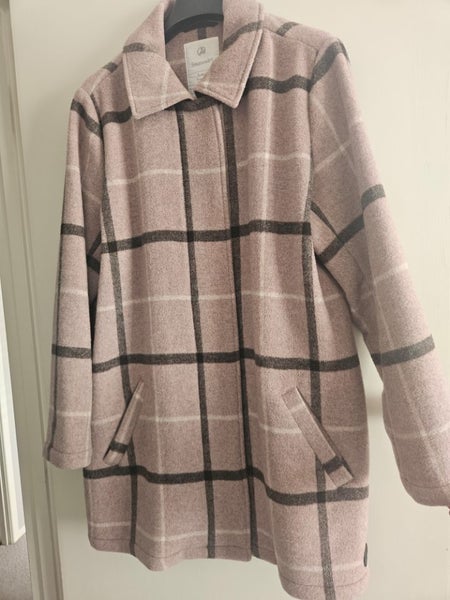 Swandri Woolen Coat - Size 18 Carousel 2