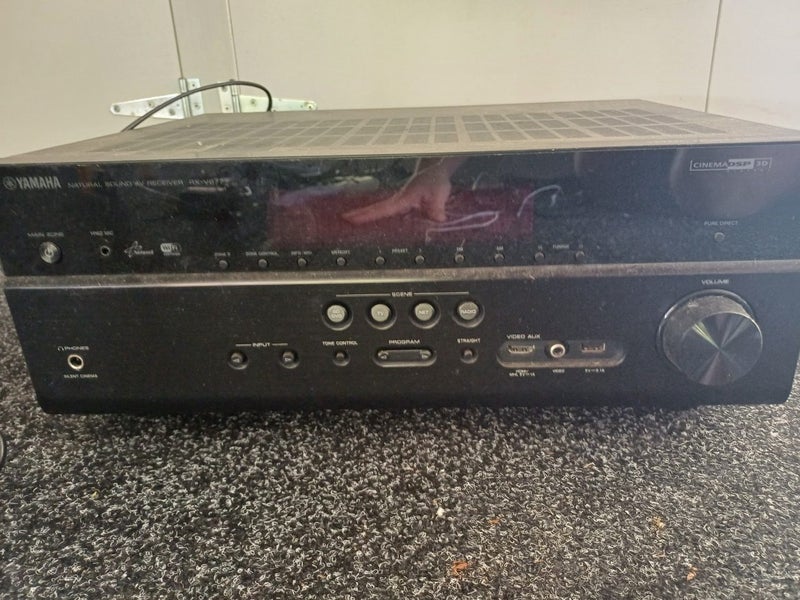Yamaha AV Receiver / Ampli-tuner audio video RX-V677 Carousel 1