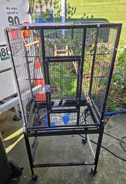 Bird Cage Suitable for Cockateils and other small birds62863236824067110