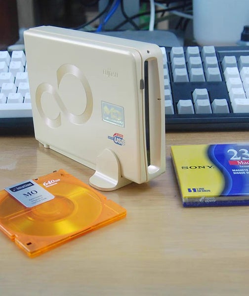 Blank Discs DVD Carousel 1