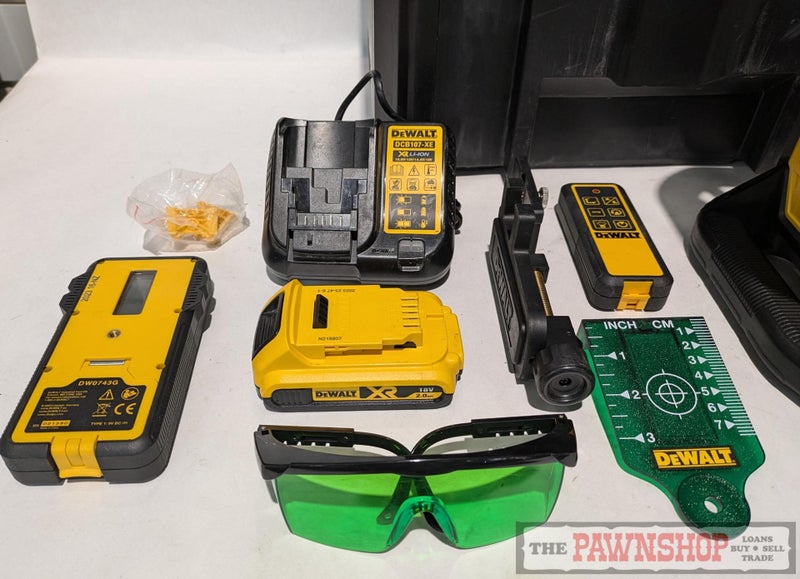 DEWALT Rotating Laser Kit Green Beam 18v 2Ah in Case ~ RRP $2102 Carousel 2