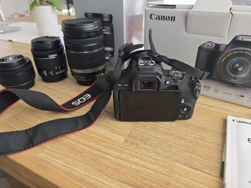 Canon EOS 200D DSLR Camera Kit with Lenses – Mint Condition62863849638145111