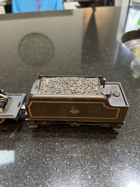 Bulk lot OO model trains62863240910979113