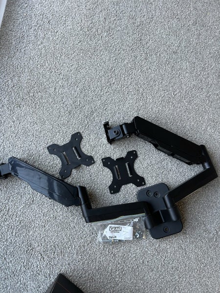 Brateck Dual Monitor Wall Mount Carousel 2