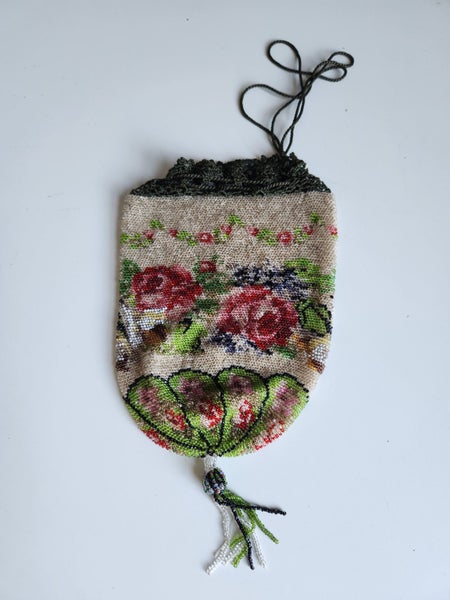 Vintage 1920s Beaded Drawstring Evening Purse62854316538370113