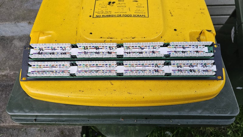 2u patch panel Carousel 2