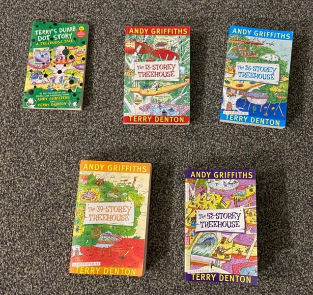*$1 reserve* 5 x Treehouse books Carousel 1
