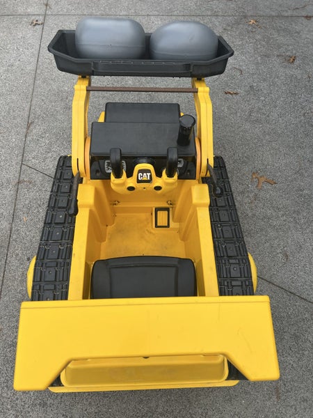 CAT kids ride on bulldozer battery powered62863240971139111