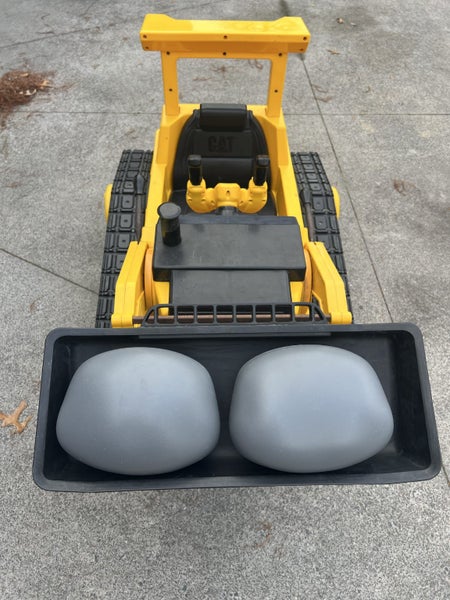CAT kids ride on bulldozer battery powered62863240971139113