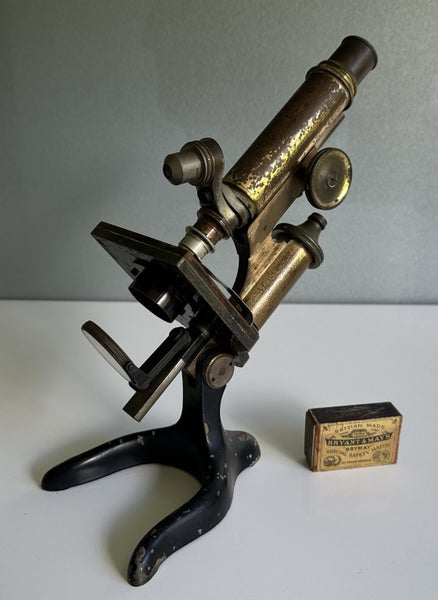 Antique brass microscope by E. Leitz Wetzlar Carousel 1