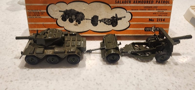 Vintage Crescent Toy SALADIN ARMOURED PATROL628632404736021124