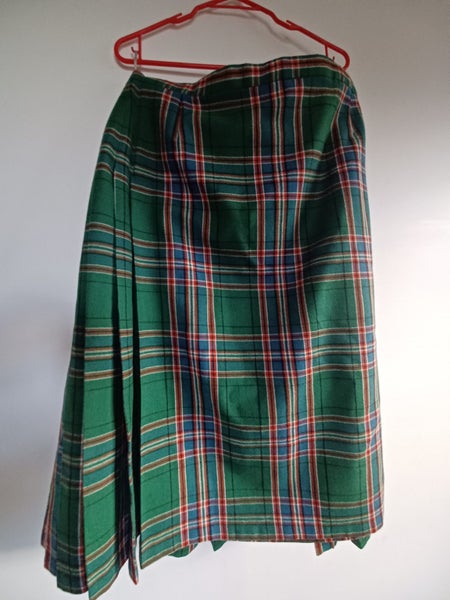 *** Authentic Tartan Kilt Skirt with Pin Made in Dunedin ***62931722776193111