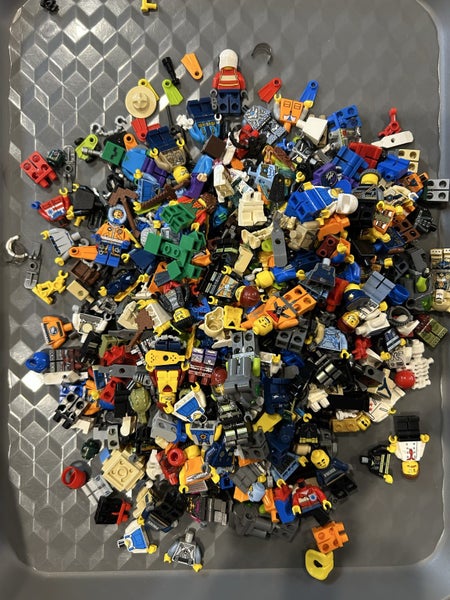 Lego minifig parts and accessories bulk Carousel 1