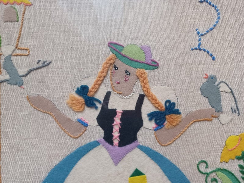 *** Framed Large Embroidered & Fabric Artwork - NEW STOCK ***62854316644226112