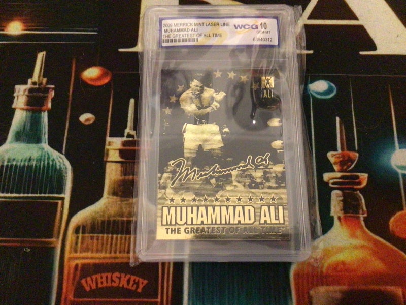 2009 MUHAMMAD ALI MINT LASER WCG 10 GEM-MT GRADED CARD62854311873281111