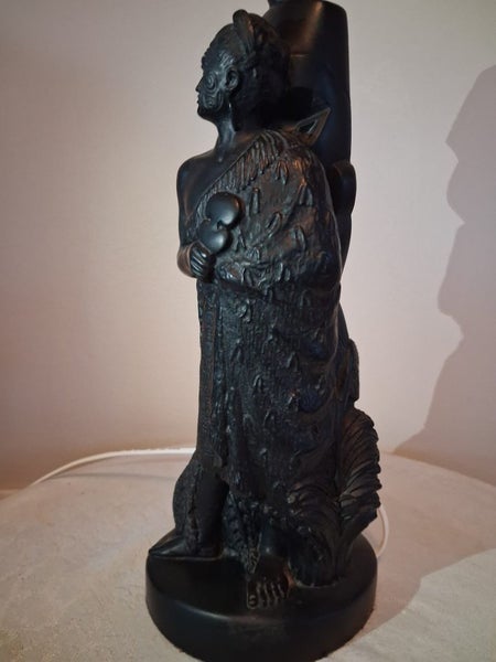 Vintage Rare Allan Davey Carved Maori Figure Lamp62854316716546112