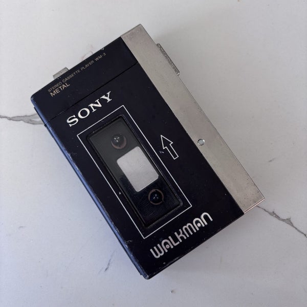 SONY WM-3 Metal • Vintage Walkman Carousel 1