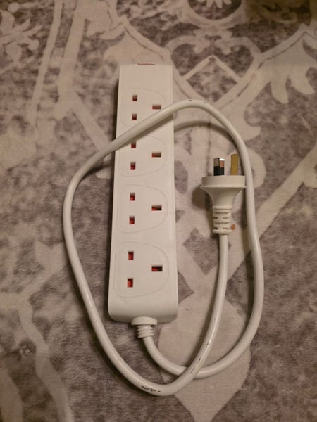 AU to UK power board (no reserve) Carousel 1