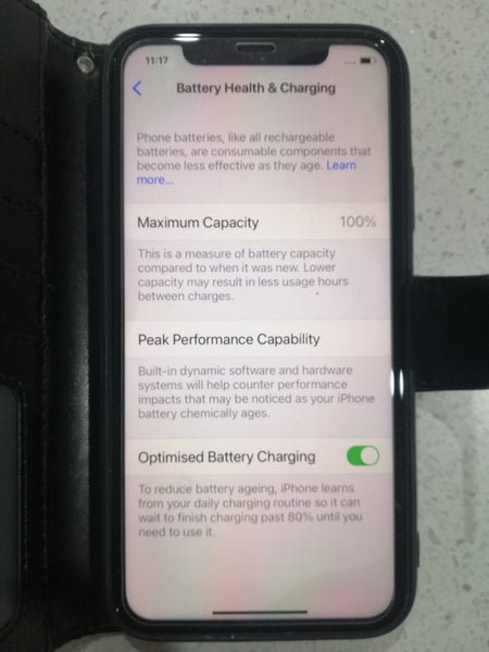 iPhone 1162863232765058111
