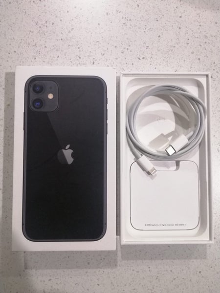 iPhone 1162863232765058114