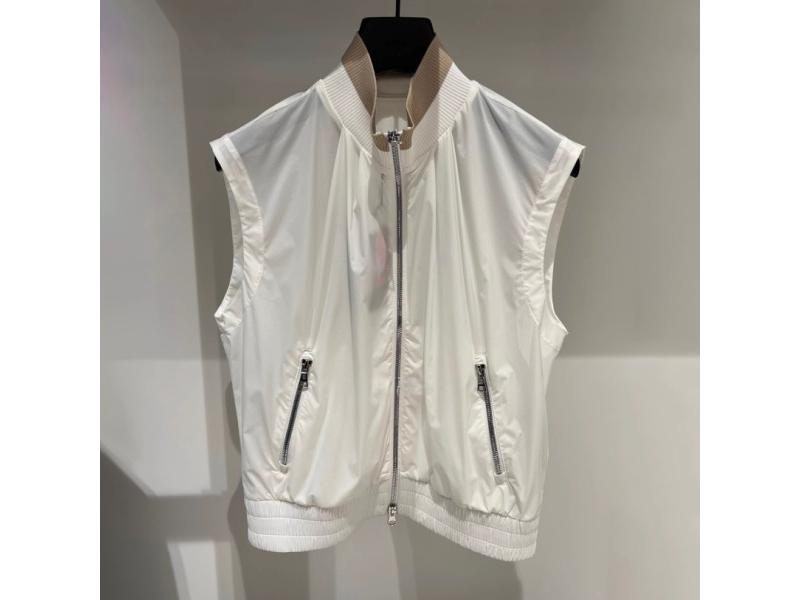 Chinese Martial Arts Uniforms Carousel 1