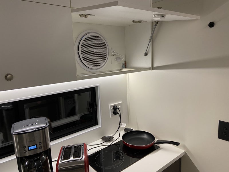 Tiny home on wheels62933722009601112