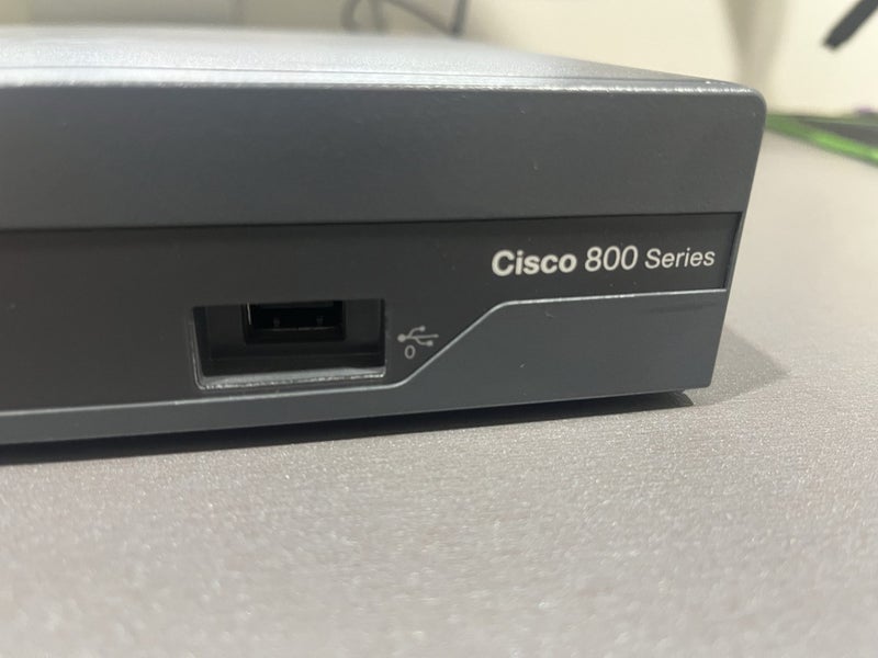 Cisco 800 Series Router Carousel 2