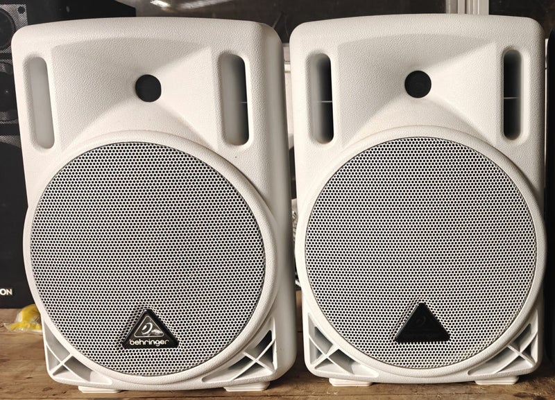 Behringer EuroLive PA Speaker Active 200W 2-Way 8" Woofer + 1.35"62868835129218119