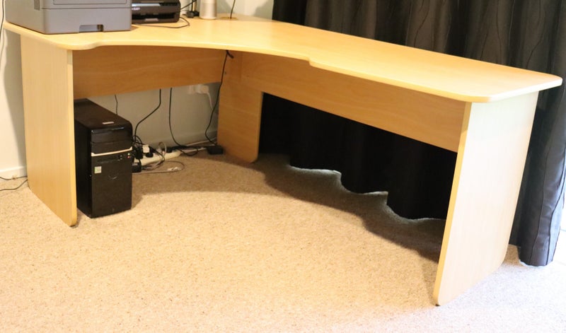 LARGE OFFICE DESK. Destined for the landfill! Carousel 1