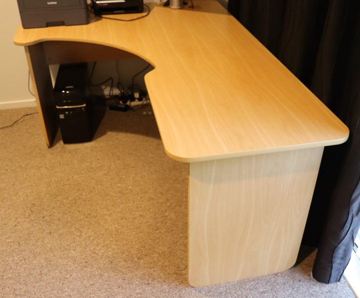 LARGE OFFICE DESK. Destined for the landfill! Carousel 2