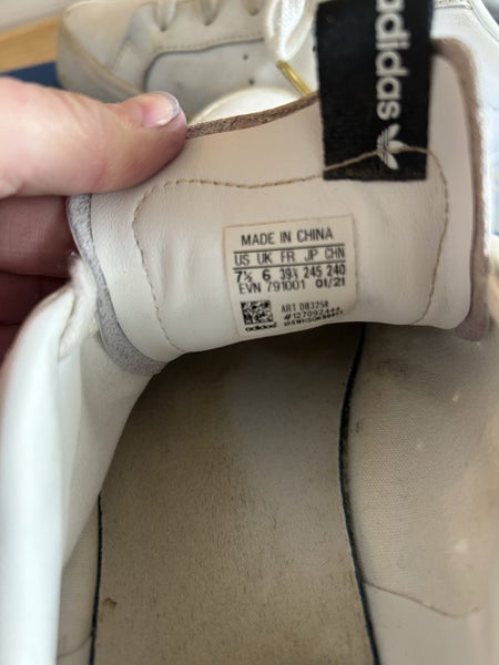 Adidas Sleek Sneakers Carousel 5