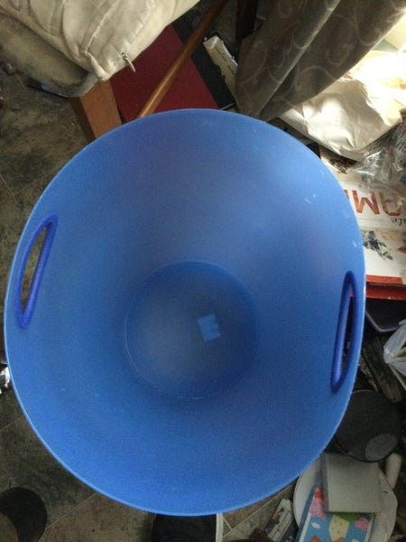 ONE LARGE PLASTIC CONTAINER FOR RUBBISH OR LAUNDRY Carousel 7