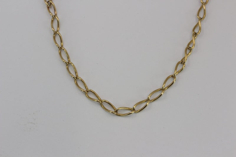 9ct Gold Long-link chain Carousel 2