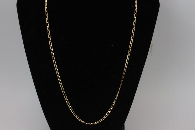 9ct Gold Long-link chain Carousel 5