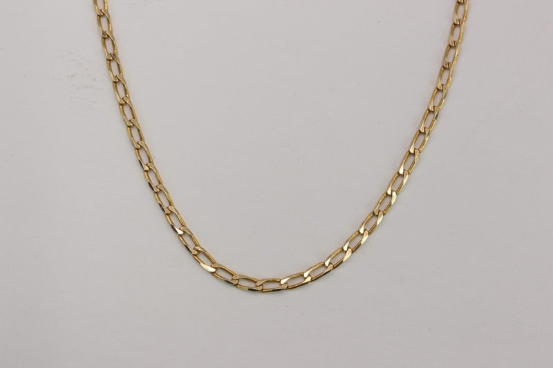 9ct Gold Long-link chain Carousel 2