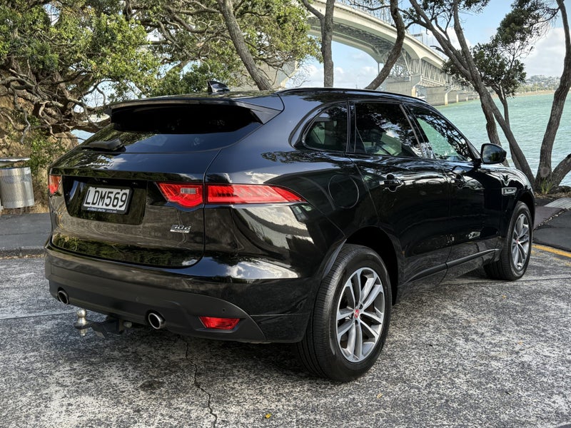 2018 Jaguar F-PACE 30D R-Sport 221KW 4WD | One Own62866854859907114
