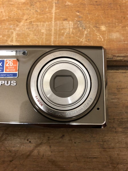 Olympus FE-4030 14.0MP Point & Shoot Digital Camera - $1 RESERVE Carousel 4