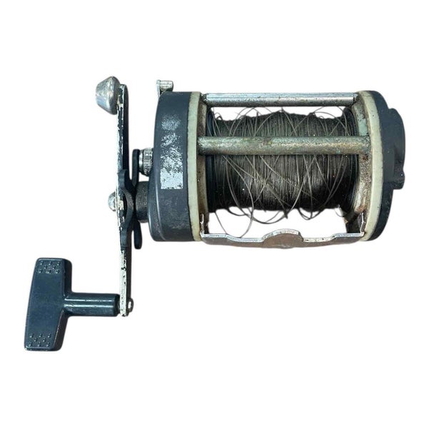 FISHING REEL Carousel 1