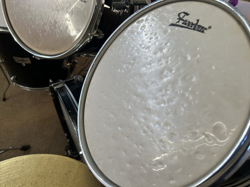 Freedom drum kit62863235529474113