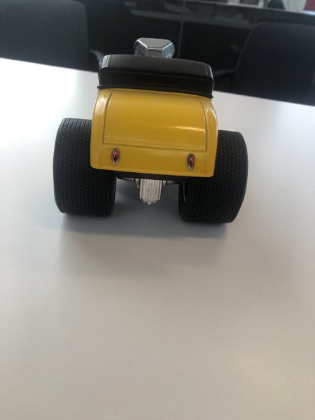 1:18 Roadster62863240225795113