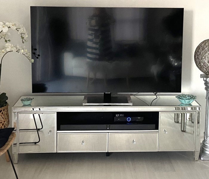 Mirrored TV / entertainment unit Carousel 1