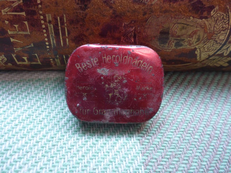 Awesome Old Vintage Gramophone Needles Tin Beste Heraldhadeln Bavaria Carousel 1