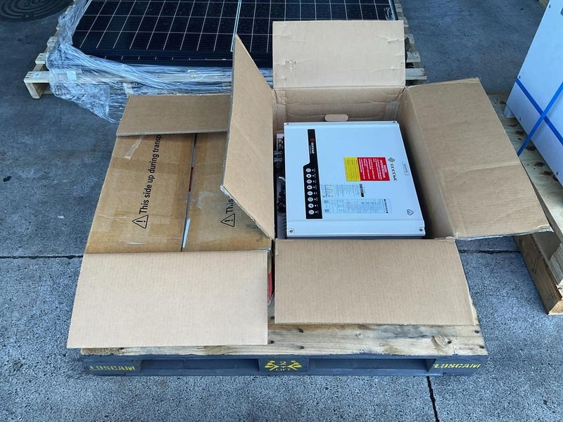Goodwe GW3648 Hybrid Inverter 1x Carousel 1