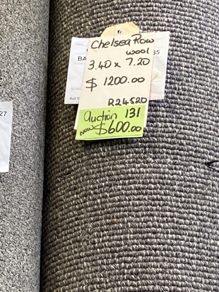 Auction 131 3.40 x 7.20 metres Woolen loop pile carpet. Carousel 1