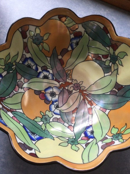 A RARE ANTIQUE CHARLOTTE RHEAD TUBE LINED BOWL62863237427459112