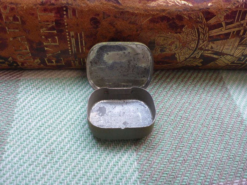 Awesome Old Vintage Gramophone Needles Tin His Masters Voice Extra Loud Needles Carousel 4