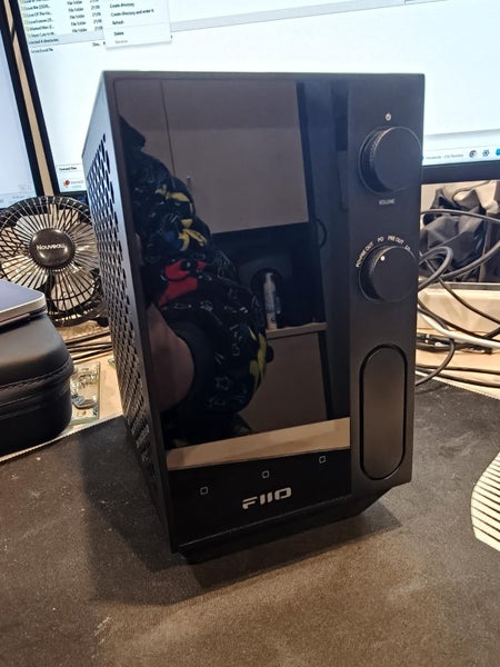 Fiio R7: An all in 1 Streaming Amplifier w/new pair of Fiio SP3 speakers64393616140545112